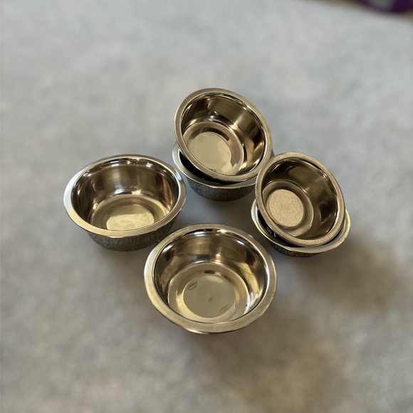 Set of used Small Dog/Cat Food and Water Bowls - Picture 3 of 5